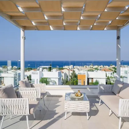 Sea La Vie *